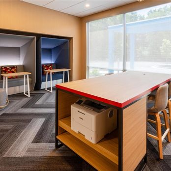 Tru by Hilton Commerce - Business Center - Hotels Near Me - Commerce, Georgia Tru by Hilton Commerce - Business Center - Hotels Near Me - Commerce, Georgia