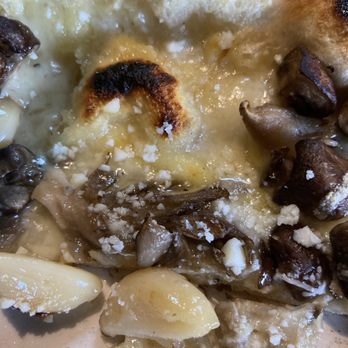 Parlor - Plenty of Garlic and mushroom - Pizza Near Me - San Clemente, California