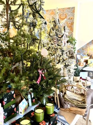 Hops Petunia Floral by null