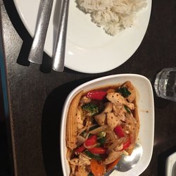 Valley Thai Restaurant - Chicken curry