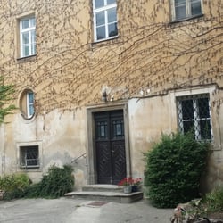 Old Town Apartment - Outside courtyard