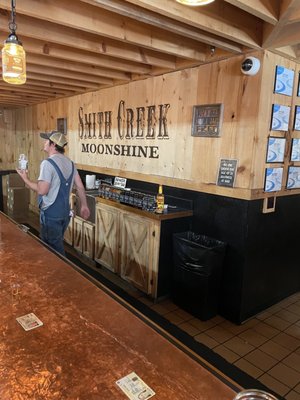 Smith Creek Moonshine by null