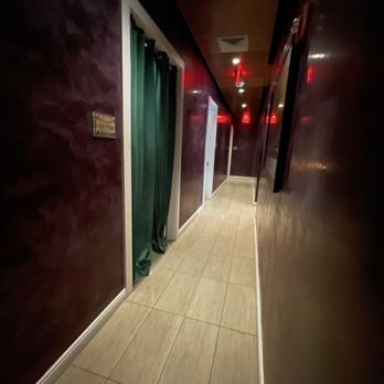 Spa Evangeline - Whisper hallway. - Massage Near Me - Tampa, Florida