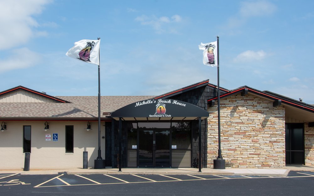 MICHELLE’S BEACH HOUSE 56 Photos & 12 Reviews 239 W Greenway, Derby