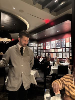 Hy's Steakhouse & Cocktail Bar by null