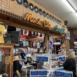 Legends Gift Shop