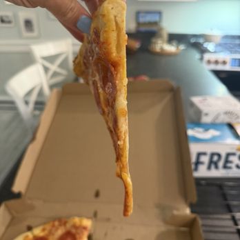 Wolf's Den Pizzeria - Pepperoni pizza - Pizza Near Me - Edgartown, Massachusetts Wolf's Den Pizzeria - Pepperoni pizza - Pizza Near Me - Edgartown, Massachusetts