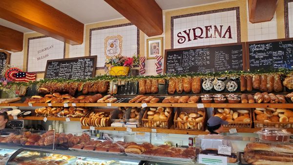 Syrena Bakery by null