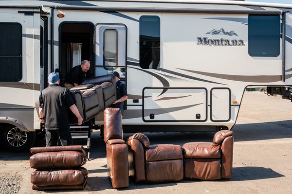 WATERDOG RV - Updated May 2026 - 23 Photos & 20 Reviews - 3190 SE ...