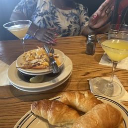 Appetizers and drinks