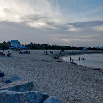 Haulover Park - Sun going down - Beaches Near Me - Miami, Florida