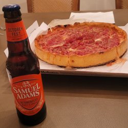 Lou Malnati's Pizzeria - Med Lous Chicago Classic and a brew Perfect pair 11/28/22 CHEERS!