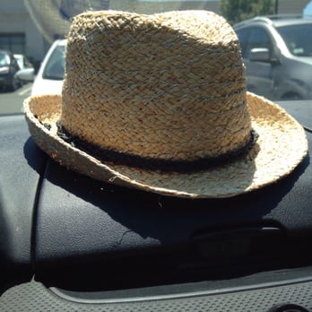 Clothes Mentor South Windsor, CT - Gap hat...cute for $5.50. - Used, Vintage & Consignment Near Me - South Windsor, Connecticut