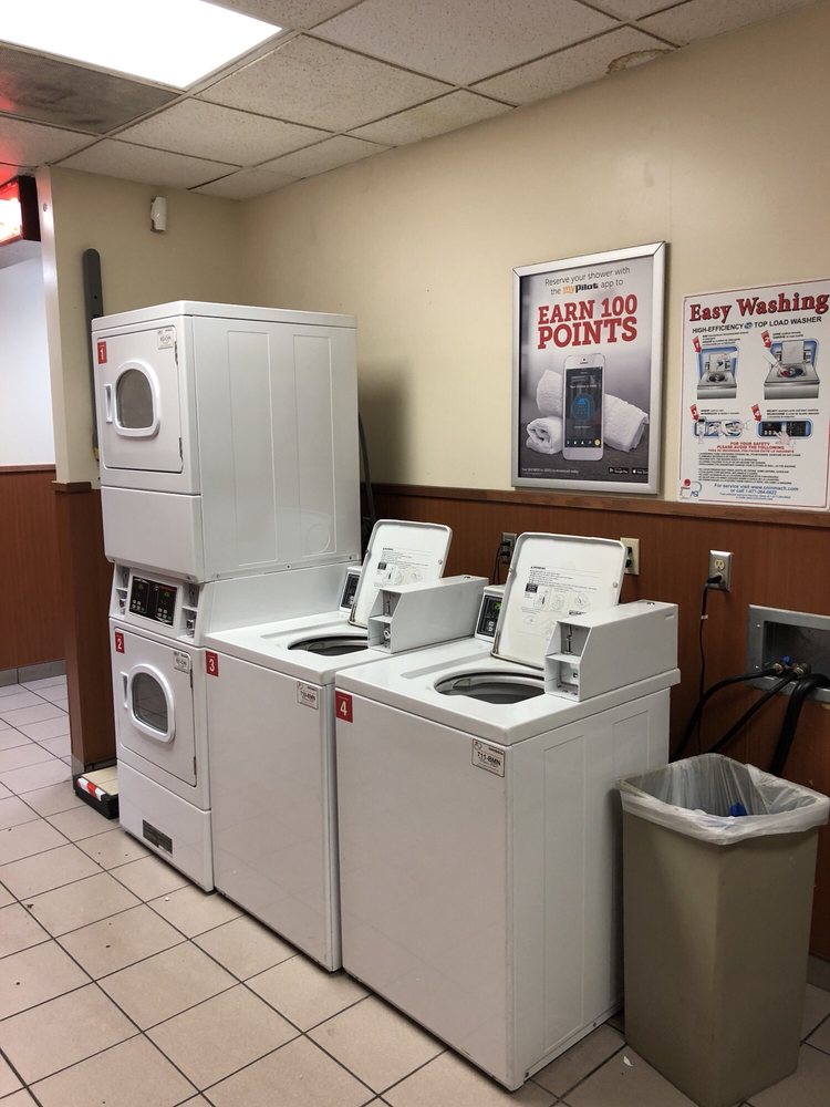 PILOT TRAVEL CENTER Updated October 2024 15 Photos & 12 Reviews 11775 NE11, Wood River