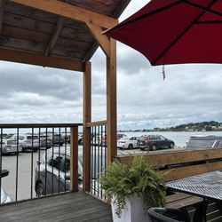Cook's Lobster & Ale House - Outside