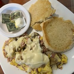 Kent scramble with a biscuit