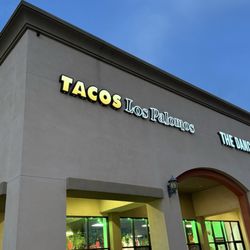 Tacos Los Palomos - Outside sign