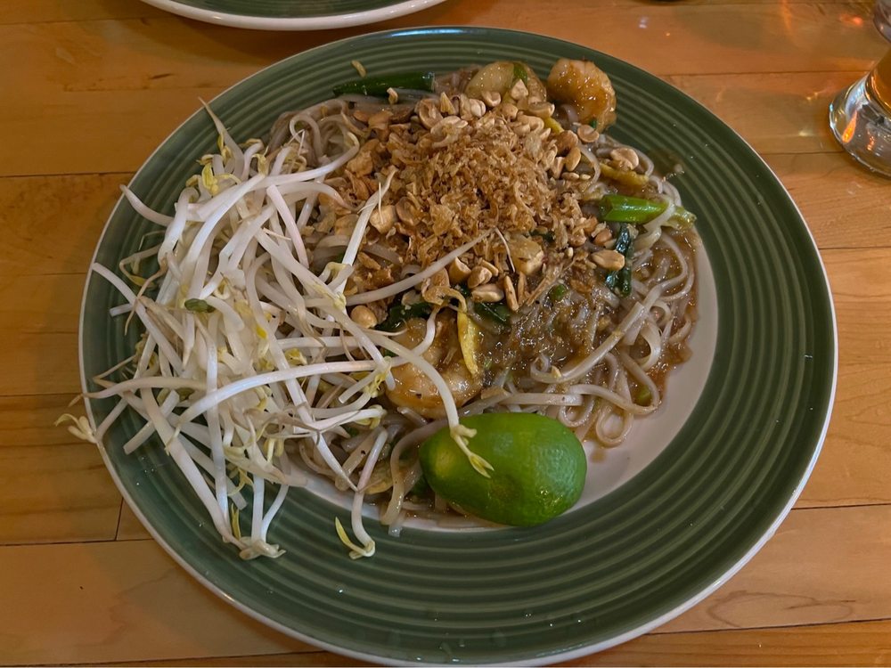 OOLONG ASIAN CUISINE 66 Photos & 72 Reviews 145 W 11th St, Dubuque