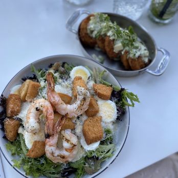 Milestone - Carder salad with prawns and fried green tomatoes - American Near Me - El Dorado Hills, California Milestone - Carder salad with prawns and fried green tomatoes - American Near Me - El Dorado Hills, California