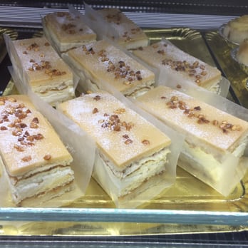 Dulce Capricho - Garrapiñada con turrón - Desserts Near Me - Seville, SE