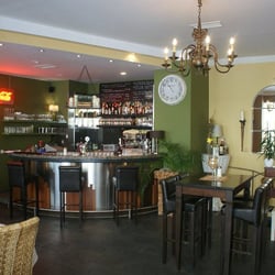 Cafe Bistro Bellini