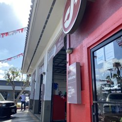 Jiffy Lube 14 Photos 89 Reviews Auto Repair 2880 N Garey Ave Pomona Ca Phone Number Yelp