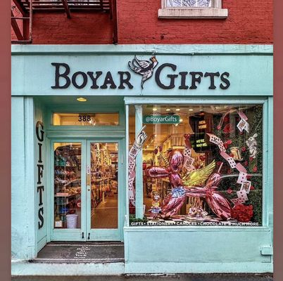 Boyar Gifts by null
