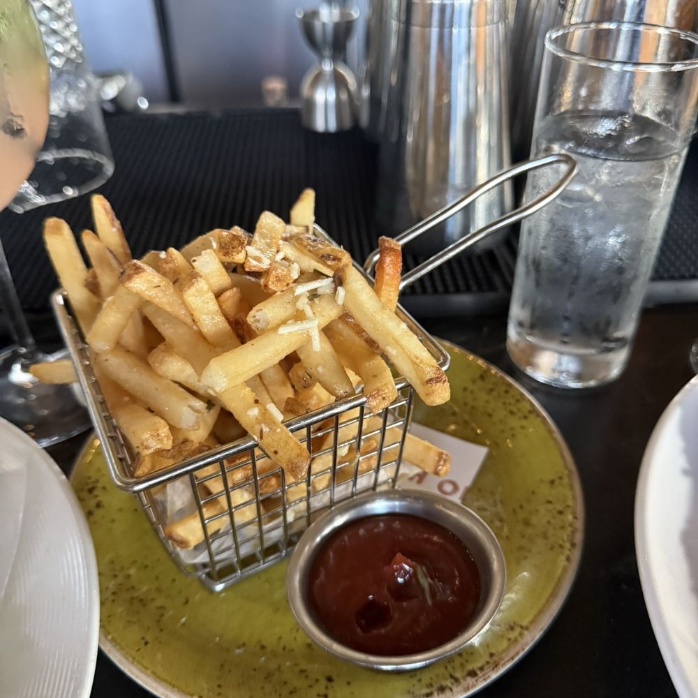 9 Mile Station - Truffle fries - Cocktail Bars Near Me - Atlanta, Georgia 9 Mile Station - Truffle fries - Cocktail Bars Near Me - Atlanta, Georgia