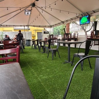 Morrison - Burbank - Outdoor seating area - Gastropubs Near Me - Burbank, California Morrison - Burbank - Outdoor seating area - Gastropubs Near Me - Burbank, California
