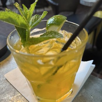 Ca Del Sole - Passion Flower - Italian Near Me - Toluca Lake, California