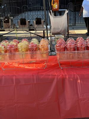 Des Moines' Downtown Farmers’ Market by null