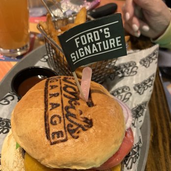 Ford's Garage St. Augustine - Fords Ford's Signature Burger - Burgers Near Me - St. Augustine, Florida