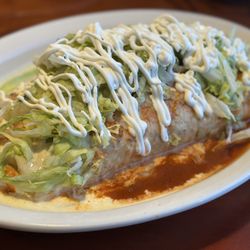 La Loma - Wet Steak Burrito - it's massive!!