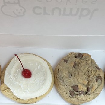 Crumbl - Overland Park - Bakeries Near Me - Overland Park, Kansas Crumbl - Overland Park - Bakeries Near Me - Overland Park, Kansas
