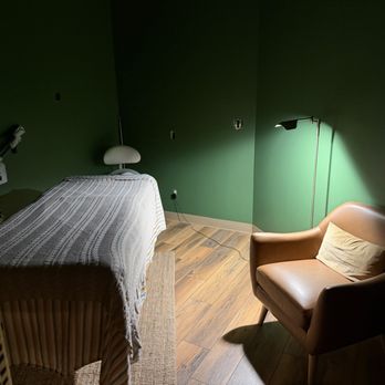 Ginkgo West - Treatment room at Ginkgo West - Skin Care Near Me - Austin, Texas Ginkgo West - Treatment room at Ginkgo West - Skin Care Near Me - Austin, Texas