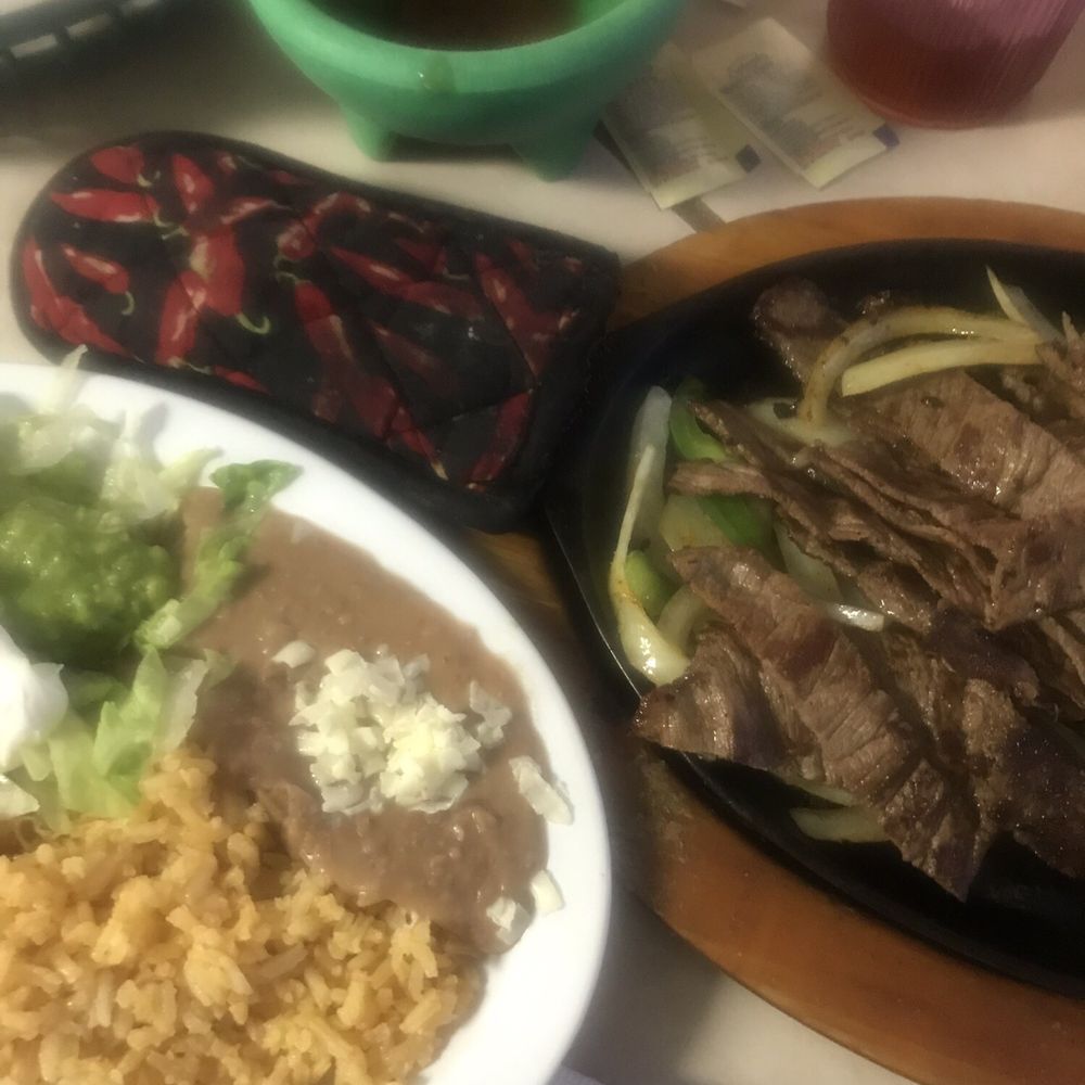 La Salsa Taqueria - Mexican Near Me - Brunswick, Georgia La Salsa Taqueria - Mexican Near Me - Brunswick, Georgia