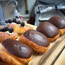Levé Bread Bakery