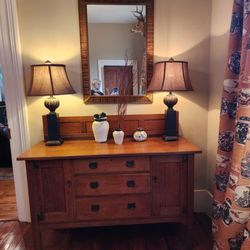 3250 Antiques & More