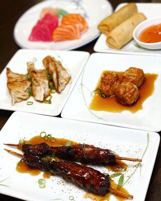 Aki Nom Nom Sushi and Ramen by null