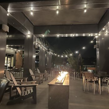 Cliff Dining Pub - Sushi Bars Near Me - Draper, Utah