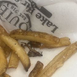 Louie's Lake Bar & Grill