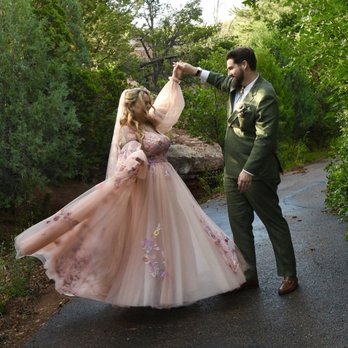 Flora & Lane - Rosa - Bridal Near Me - Chicago, Illinois