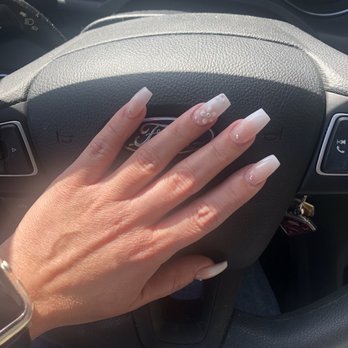 Mandy Q Nails Art - Pink and white ombré - Nail Salons Near Me - Carlsbad, California Mandy Q Nails Art - Pink and white ombré - Nail Salons Near Me - Carlsbad, California