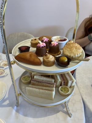 Mamancy Tea & Chocolate by null