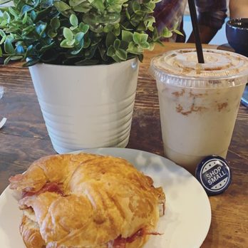 Cafe Aficionado - Chai latte and croissant sandwich - Coffee & Tea Near Me - Los Angeles, California