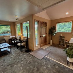 David To DMD Family Dentistry - Waiting Area
