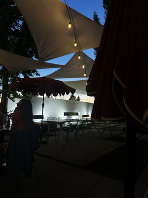 Modern Bar and Restaurant by null