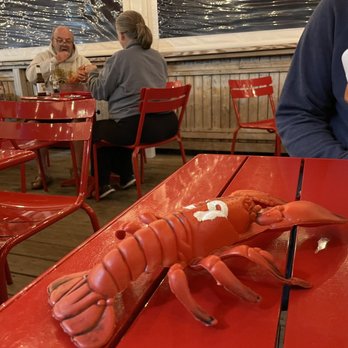 Claws - Waiting for our food - Seafood Near Me - Rockland, Maine