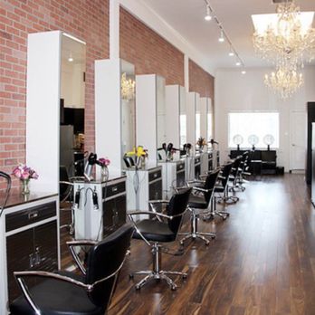 The Guest House - The view when you walk in the salon. - Blow Dry/Out Services Near Me - Sherman oaks , California The Guest House - The view when you walk in the salon. - Blow Dry/Out Services Near Me - Sherman oaks , California