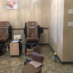 KC Nail & Spa - Very nice clean atmosphere.